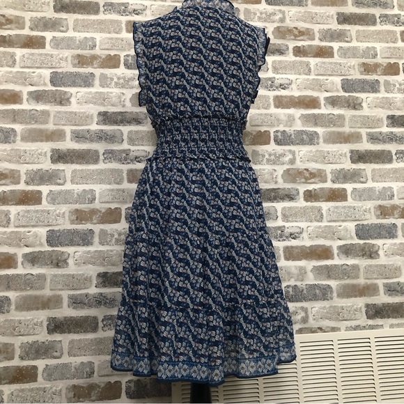 Max Studio Floral Blue Dress Size Medium. New with Tags - Picture 3 of 10